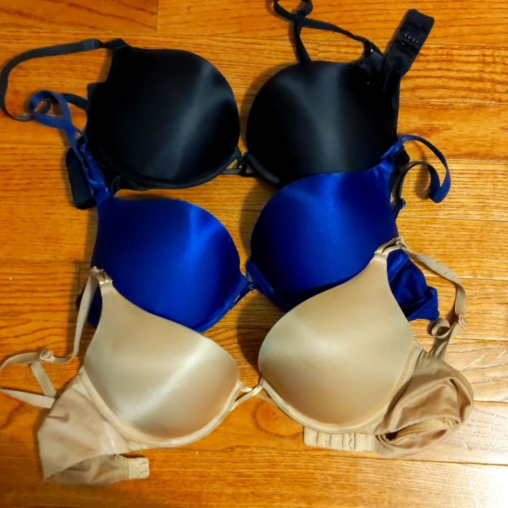 VS Bombshell Plunge Pushup Bras